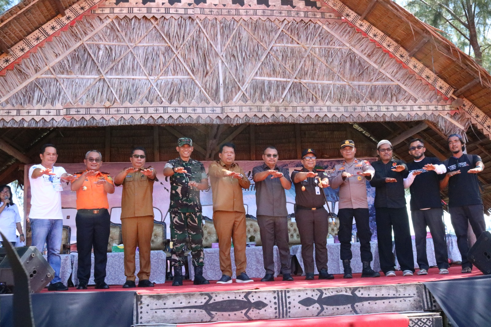 Dandim 0319 Mentawai Apresiasi Pergelaran Kompetisi Surfing Bupati Cup Cetak Atlet Go Internasional