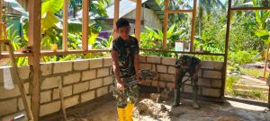 Karya Bakti TNI AD Untuk Rakyat Di Wilayah Kabupaten Kepulauan Mentawai Bapak Hilarius Desa Sioban